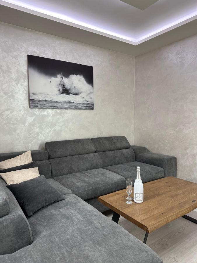 Елегантен Двустаен Апартамент Four Seasons Burgas Luaran gambar