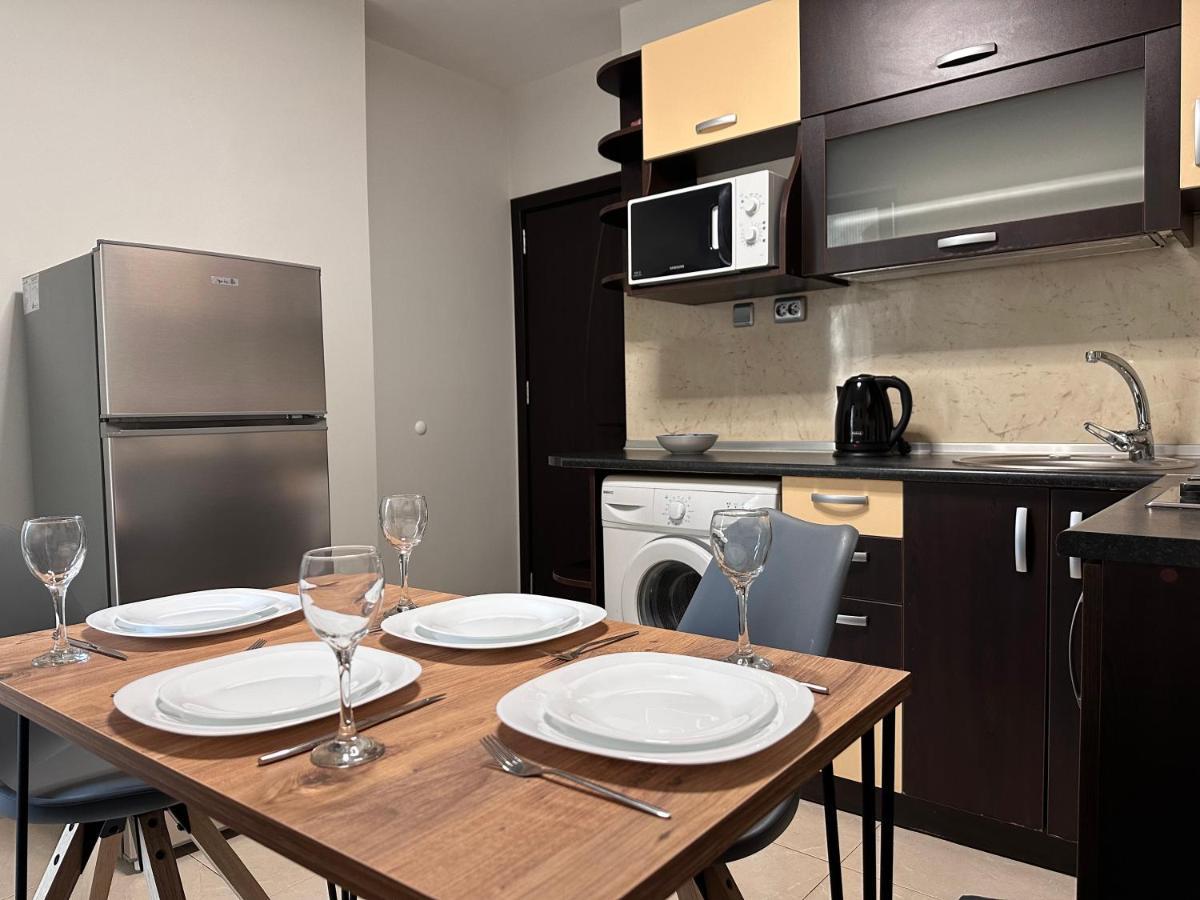 Елегантен Двустаен Апартамент Four Seasons Burgas Luaran gambar